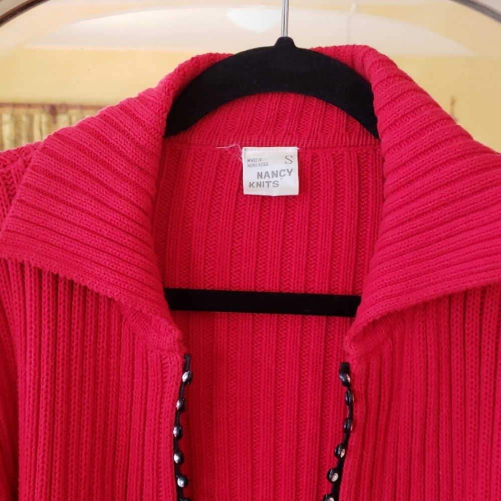 Sweater - Picture 2 of 4
